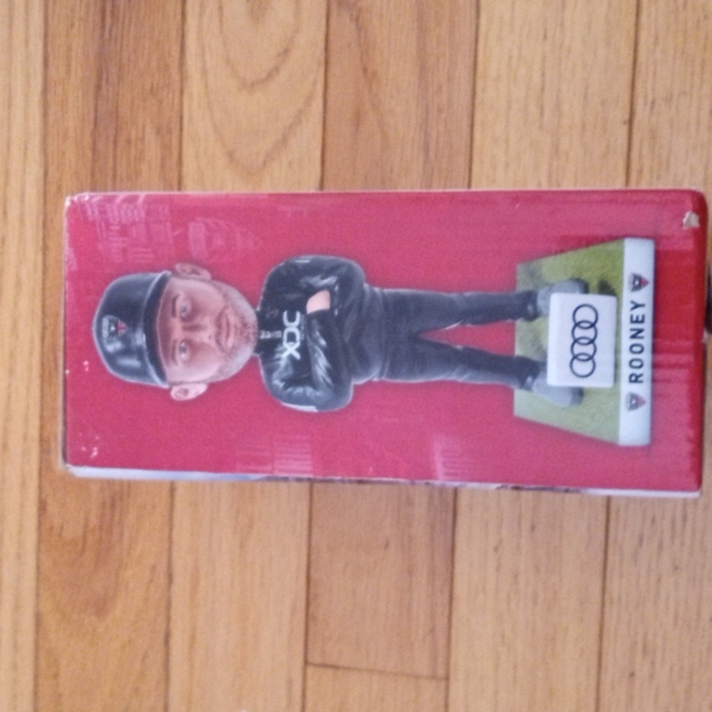 Bobblehead - Picture 2 of 4